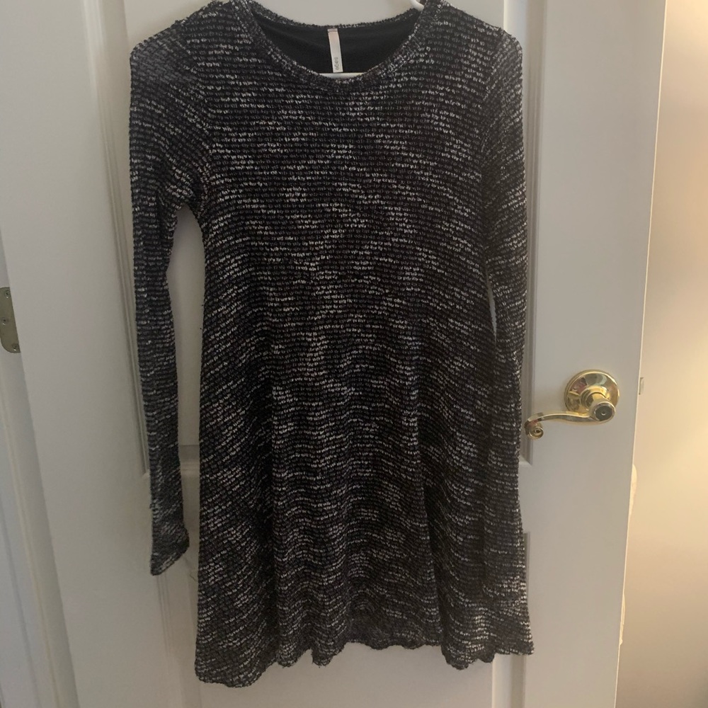 Long Sleeve Knit Dress